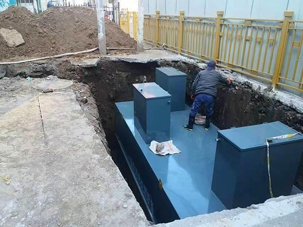 小型一体化污水处理设备安装现场